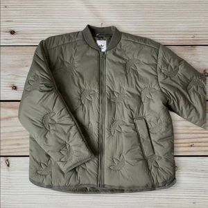 New Adidas Oversized Quilted Liner jacket woman size xs